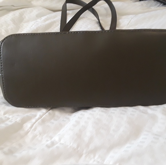 Nicole Miller Purse - Picture 5 of 5